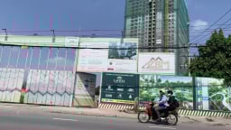 Vắng bóng nhà ở xã hội, bài toán nhà giá rẻ cho người dân TP.HCM khó tìm lời giải