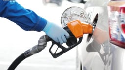 Ngày mai 1/8 bắt đầu bán xăng E10, doanh nghiệp lo ế ẩm