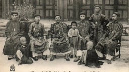 Hoạn quan thời Lê đông cỡ nào, được tin dùng ra sao?