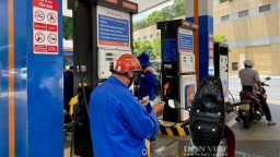 Sức mua xăng E10 tại TP.HCM ra sao, khách hàng, tài xế nói gì?