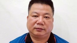 Khởi tố người đàn ông rút chìa khóa xe khách giữa đường Vành đai 3 Hà Nội rồi bỏ đi