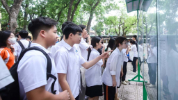 “Cuộc đua khốc liệt” vào lớp 10: Làm sao hết cảnh cuống cuồng lo thiếu chỗ? (Bài 3)