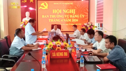 Thiếu cán bộ, xã nghèo “bóp bụng” hợp đồng thêm nhân viên,  có nơi Bí thư xã lặng người khi nhận 7 đơn nghỉ việc