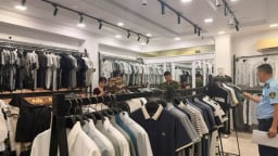 Hà Nội: Thu giữ, sản phẩm nghi giả mạo thương hiệu, thời trang quốc tế
