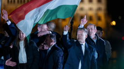 Ông Magyar cam kết Hungary sẽ không tiếp tục sử dụng quyền phủ quyết để gây sức ép lên EU
