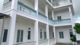 Sau loạt bài phanh phui tiêu cực đào tạo y khoa: 'Đại bản doanh' môi giới chạy bằng ở Ninh Bình đã tháo biển, đóng cửa