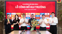 15 lượt HLV rời “ghế nóng” ở V.League 2025/2026: Con số “khủng khiếp” nói lên điều gì?