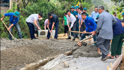 Hơn 4 vạn con cá được thả tại lễ ra quân 'Chung sức xây dựng nông thôn mới' ở một huyện của Lào Cai