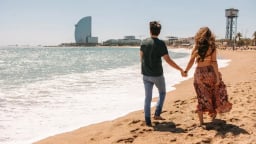 “Trốn con” đi chơi dịp lễ có nên bị coi là... thiếu trách nhiệm?