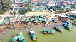 Một làng cổ 300 năm tuổi bên bờ sông La ở Hà Tĩnh, trước, sau chỉ làm nghề bắt con đặc sản này thôi