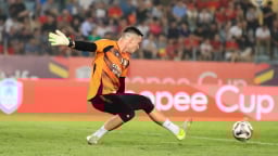 Nguyễn Filip nói gì sau pha cứu thua xuất thần giúp CLB CAHN hạ PSM Makassar?