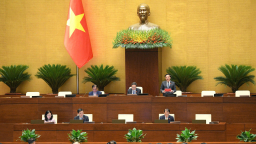 2 Ủy viên Bộ Chính trị và 11 Ủy viên Trung ương Đảng trong danh sách Ủy ban Dự thảo sửa đổi, bổ sung một số điều của Hiến pháp