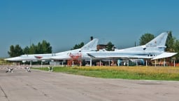 Nga triển khai hơn 40 oanh tạc cơ Tu-22M3 tới căn cứ Belaya khiến Ukraine 'ngồi trên đống lửa'