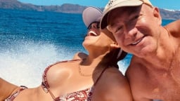 Tỷ phú Jeff Bezos và hôn thê nghỉ dưỡng trên siêu du thuyền trước thềm lễ cưới