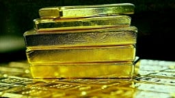 Giá vàng hôm nay 22/5: Tăng mạnh vượt xa mốc 3.300, vàng sẽ diễn biến như thế nào?