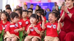 Cần hơn 116.000 tỷ đồng và gần 48.000 biên chế giáo viên phục vụ phổ cập giáo dục mầm non