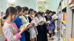 Lai Châu: Trao tặng tủ sách HOU “tiếp lửa” tri thức vùng cao
