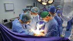 Xuyên đêm lấy đa tạng từ người cho chết não, ghép 2 thận tại Quảng Ninh