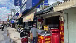 
Vụ dàn cảnh tinh vi lừa đổi vé số giả nhiều đại lý ở TP.HCM: Triệu tập người đàn ông, chuyển hồ sơ sang công an