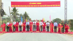 Một huyện ở Long An được công nhận đạt chuẩn nông thôn mới nâng cao ngay trước khi sắp không còn cấp huyện