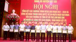 Bát Xát (Lào Cai) tổng kết các Chương trình MTQG và công bố hoàn thành xóa nhà tạm, nhà dột nát