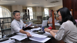 Ngân sách 'hút tiền' từ khu vực ngoài quốc doanh, đất đai tăng đột biến