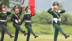 Những hình ảnh khối nữ chiến sĩ quân đội hợp luyện cho Lễ Kỷ niệm 80 năm Cách mạng tháng Tám và Quốc khánh 2/9