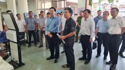 Phó Thủ tướng Mai Văn Chính kiểm tra việc vận hành mô hình chính quyền 2 cấp tại Kiên Giang