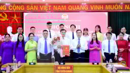 Công bố quyết định thành lập Hội Nông dân tỉnh Tuyên Quang, chỉ định tân Chủ tịch nhiệm kỳ 2023-2028