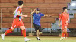 Tin tối (18/7): HLV Kim Sang-sik gặp “cú sốc' ở U23 Việt Nam