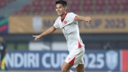 Nguyễn Hiểu Minh - trung vệ 1m84 lập cú đúp vào lưới U23 Lào, có gì đặc biệt?