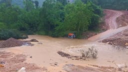 Cập nhật bão số 3 WIPHA: Bão số 3 đang suy yếu dần, nhiều nơi có mưa rất lớn, đặc biệt là 2 tỉnh Thanh Hóa, Nghệ An