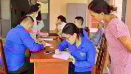 Gỡ khó chuyển đổi số cấp xã: Đà Nẵng cử sinh viên công nghệ thông tin hỗ trợ tại chỗ