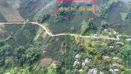 Nguy cơ sạt lở đe dọa, hơn chục hộ dân ở Sơn La phải di dời khẩn cấp