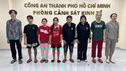 Bắt nhóm bán khí cười tại phố Tây Bùi Viện, chưa đầy 1 năm, thu lợi bất chính hàng trăm tỷ đồng