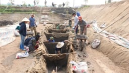 Thuyền cổ Bắc Ninh, nằm sâu dưới đất tình cờ đào trúng, bí ẩn lớn nhất chưa lý giải là gì?
