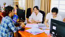  Sau một tháng thực hiện chính quyền địa phương 2 cấp tại 2 xã đông đồng bào Khmer của tỉnh An Giang