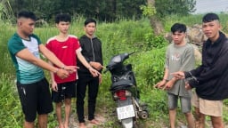 Thiếu tiền tiêu xài, nhóm tuổi teen rủ nhau vờ hỏi đường rồi đánh người, cướp tài sản
