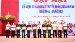 Lai Châu: Nỗ lực mang 'ánh sáng' văn hóa đến với đồng bào vùng sâu, vùng xa, vùng biên giới 