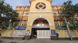 Vụ nghi ngộ độc ở Trường Tiểu học Đặng Thuỳ Trâm, số học sinh nhập viện tăng 