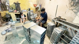 Sáp nhập thôn, tổ dân phố: Làng “gõ ra tiền” duy nhất ở Hà Nội, Tổ trưởng Tổ dân phố nói lời gan ruột