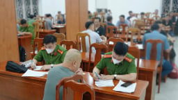 Công an TPHCM tiếp nhận 33 người bị Mỹ trục xuất