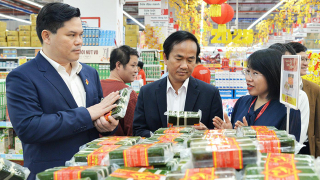 Kiểm tra thị trường hàng hoá Tết cổ truyền 2025, Phó Chủ tịch tỉnh Quảng Ngãi chỉ đạo gì?