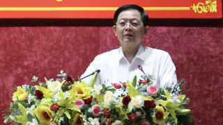 Bí thư Bình Định: 'Tôi nhận rất nhiều tin nhắn về chuyện đặt tên cấp xã, rất trăn trở, không ngủ được'