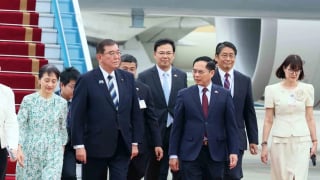 Thủ tướng Nhật Bản Ishiba Shigeru đến Hà Nội, bắt đầu thăm chính thức Việt Nam