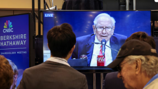 Warren Buffet bất ngờ tuyên bố sẽ từ chức, công bố người kế nhiệm 