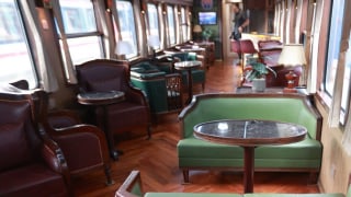 Choáng ngợp với tàu hạng sang tuyến Hà Nội - Hải Phòng: Như đi máy bay hạng thương gia