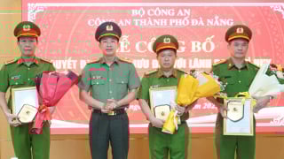 2 Trưởng phòng và 1 Phó phòng Công an TP Đà Nẵng nghỉ hưu trước tuổi