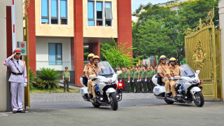 Công an Đà Nẵng chốt chặn xuyên đêm trấn áp tội phạm