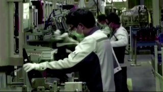 Sản xuất của các nhà máy ở Châu Á gồm cả Việt Nam giảm mạnh do thuế quan của Mỹ
